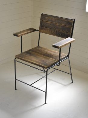 鉄　シャビー　レトロ　クロカワ　大阪　DIY オーダーメイド　家具　門扉　手作り　アンティーク　ハンドメイド　鉄脚　近畿　