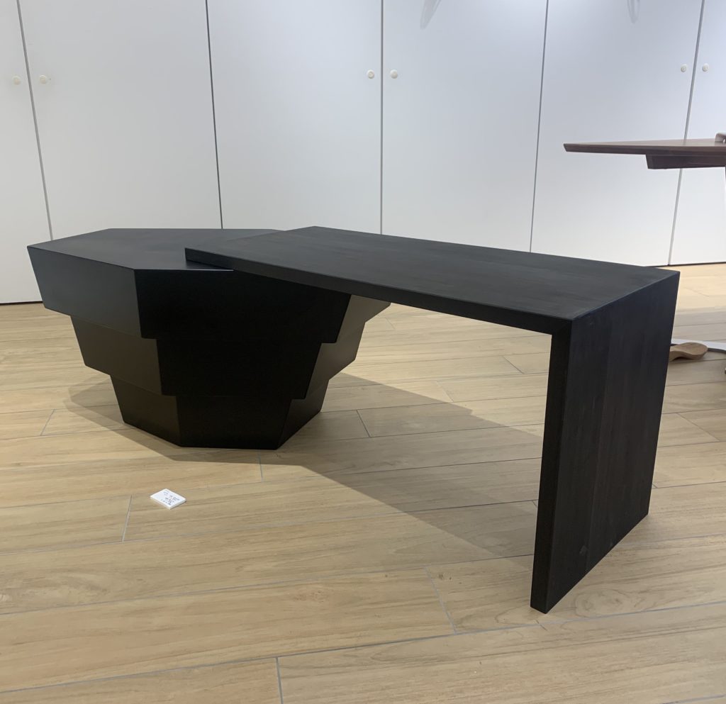 鉄　シャビー　レトロ　クロカワ　大阪　DIY オーダーメイド　家具　門扉　手作り　アンティーク　ハンドメイド　鉄脚　近畿　アイアン