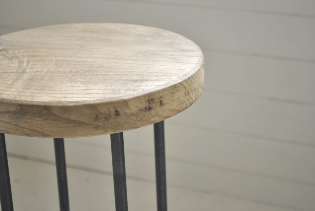 鉄　シャビー　レトロ　クロカワ　大阪　DIY オーダーメイド　家具　門扉　手作り　アンティーク　ハンドメイド　鉄脚　近畿　アイアン