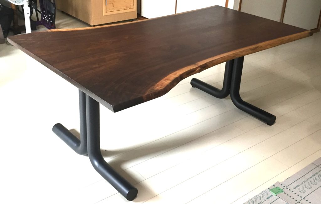 鉄　シャビー　レトロ　クロカワ　大阪　DIY オーダーメイド　家具　門扉　手作り　アンティーク　ハンドメイド　鉄脚　近畿　アイアン