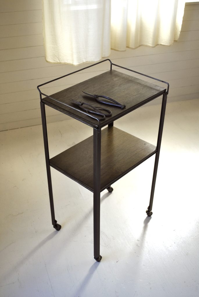 鉄　シャビー　レトロ　クロカワ　大阪　DIY オーダーメイド　家具　門扉　手作り　アンティーク　ハンドメイド　鉄脚　近畿　アイアン