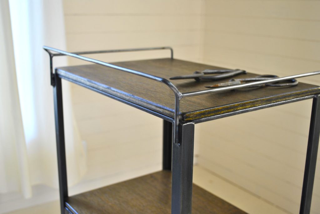 鉄　シャビー　レトロ　クロカワ　大阪　DIY オーダーメイド　家具　門扉　手作り　アンティーク　ハンドメイド　鉄脚　近畿　アイアン