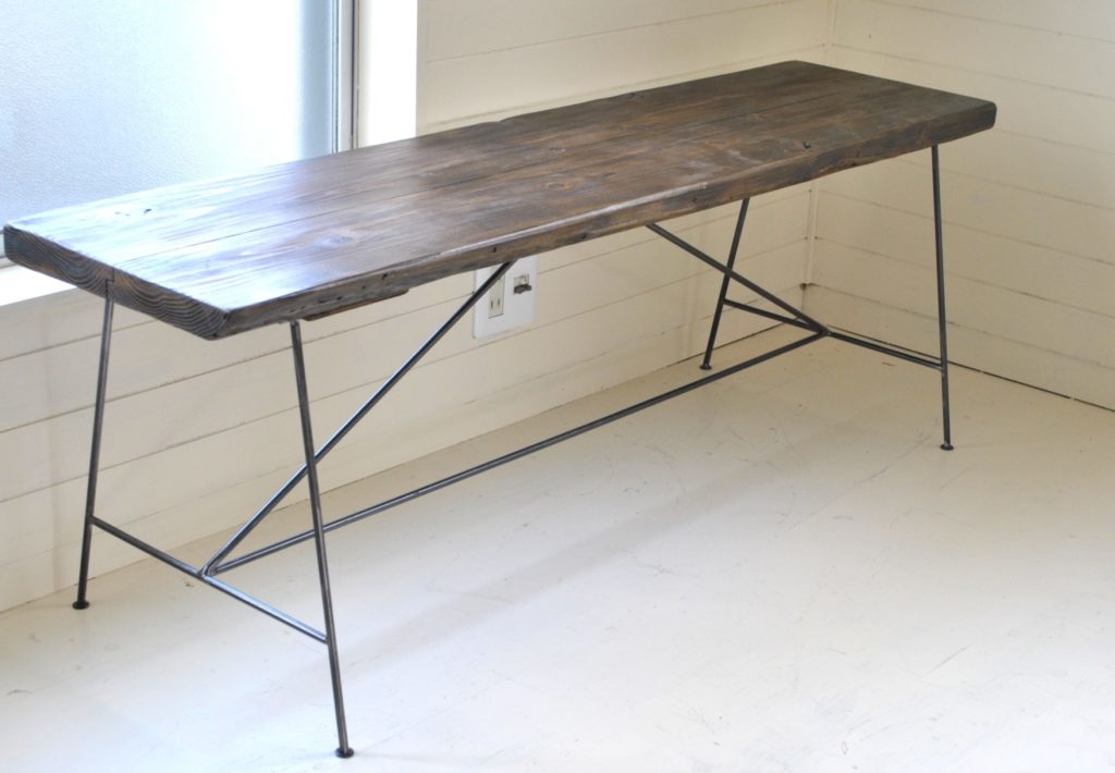 鉄　シャビー　レトロ　クロカワ　大阪　DIY オーダーメイド　家具　門扉　手作り　アンティーク　ハンドメイド　鉄脚　近畿　アイアン