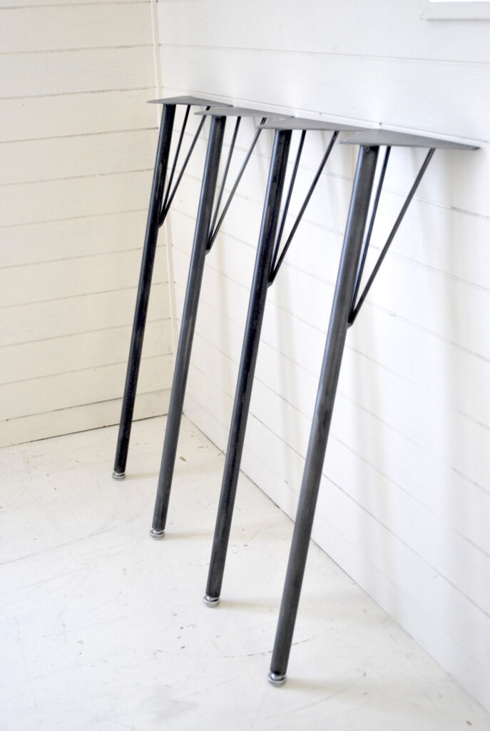 鉄　シャビー　レトロ　クロカワ　大阪　DIY オーダーメイド　家具　門扉　手作り　アンティーク　ハンドメイド　鉄脚　近畿　アイアン