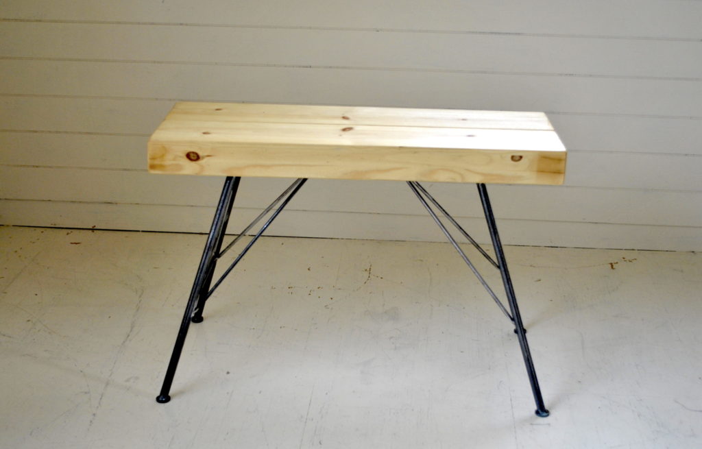 鉄　シャビー　レトロ　クロカワ　大阪　DIY オーダーメイド　家具　門扉　手作り　アンティーク　ハンドメイド　鉄脚　近畿　アイアン