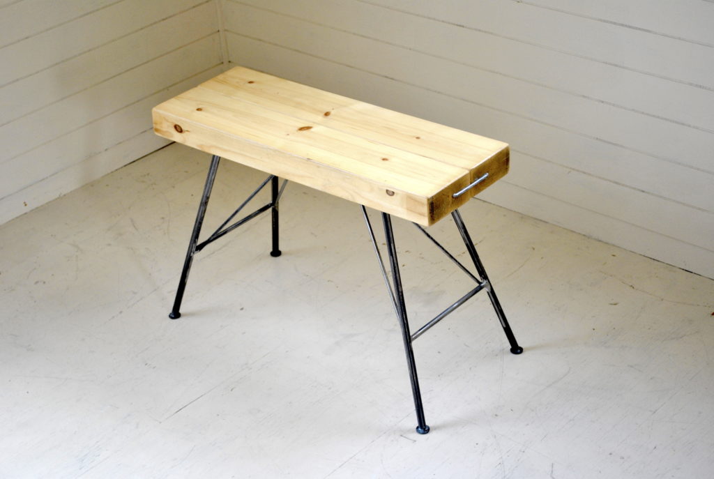 鉄　シャビー　レトロ　クロカワ　大阪　DIY オーダーメイド　家具　門扉　手作り　アンティーク　ハンドメイド　鉄脚　近畿　アイアン