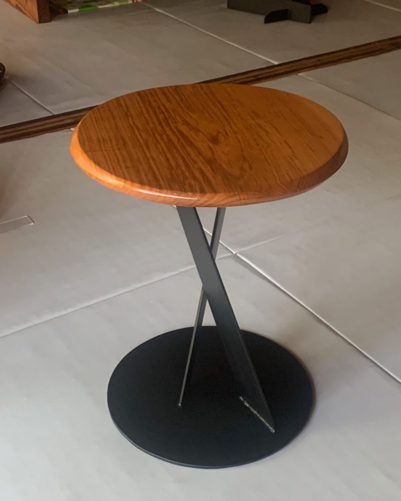 鉄　シャビー　レトロ　クロカワ　大阪　DIY オーダーメイド　家具　門扉　手作り　アンティーク　ハンドメイド　鉄脚　近畿　アイアン