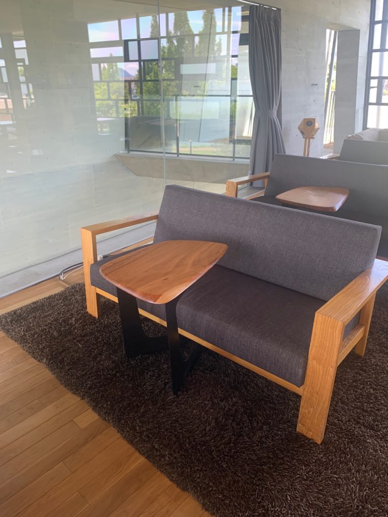 鉄　シャビー　レトロ　クロカワ　大阪　DIY オーダーメイド　家具　門扉　手作り　アンティーク　ハンドメイド　鉄脚　近畿　アイアン