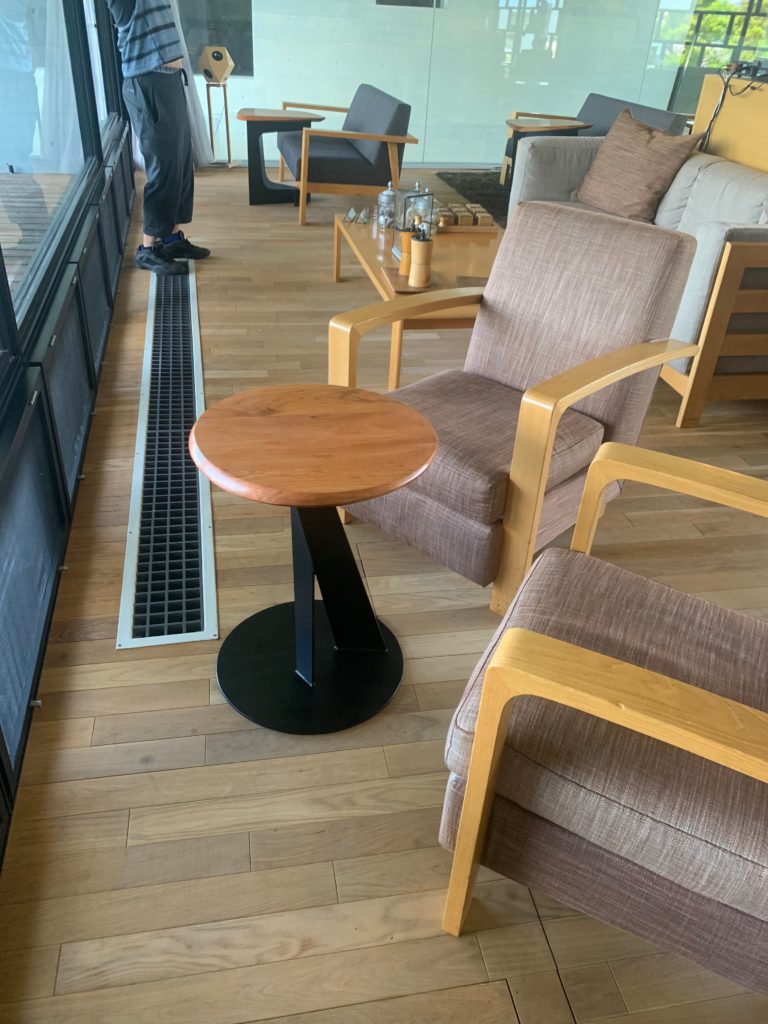 鉄　シャビー　レトロ　クロカワ　大阪　DIY オーダーメイド　家具　門扉　手作り　アンティーク　ハンドメイド　鉄脚　近畿　アイアン