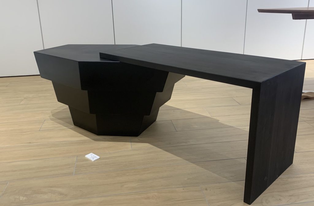 鉄　シャビー　レトロ　クロカワ　大阪　DIY オーダーメイド　家具　門扉　手作り　アンティーク　ハンドメイド　鉄脚　近畿　アイアン