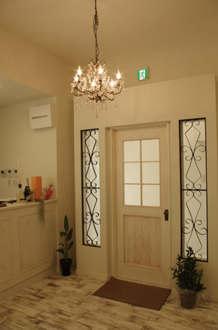 鉄　シャビー　レトロ　クロカワ　大阪　DIY オーダーメイド　家具　門扉　手作り　アンティーク　ハンドメイド　鉄脚　近畿　アイアン